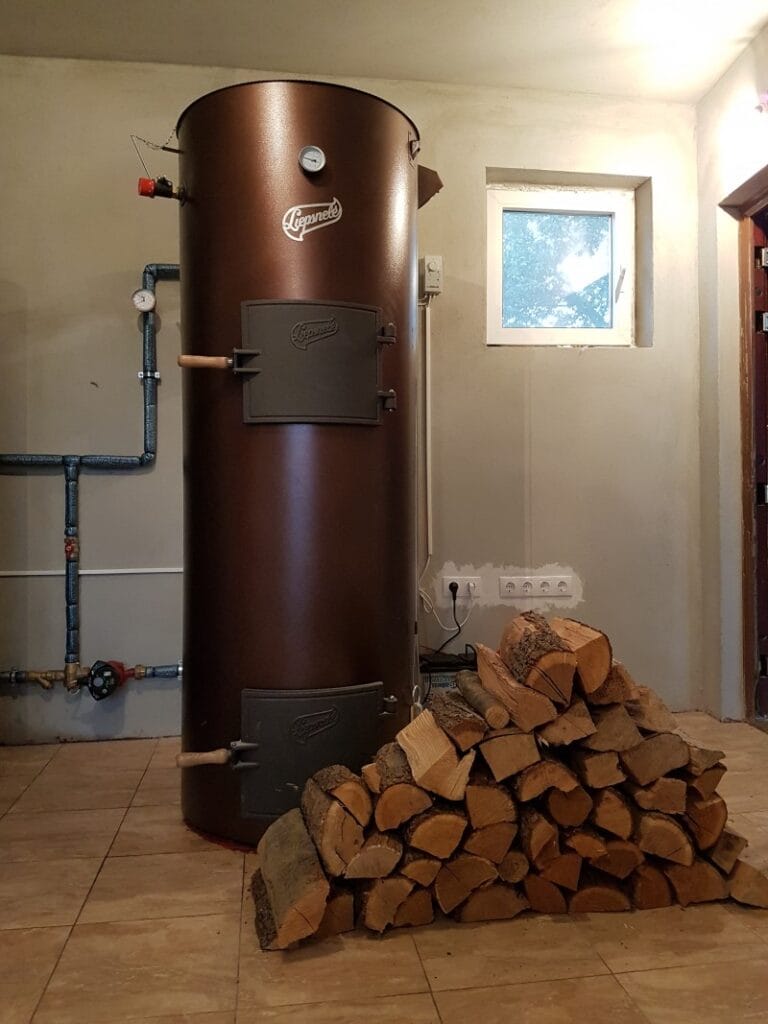Stati la casa? Achizitioneaza-ti o centrala pe lemne Liepsnele la super pret 14 cazan liepsnele l 10